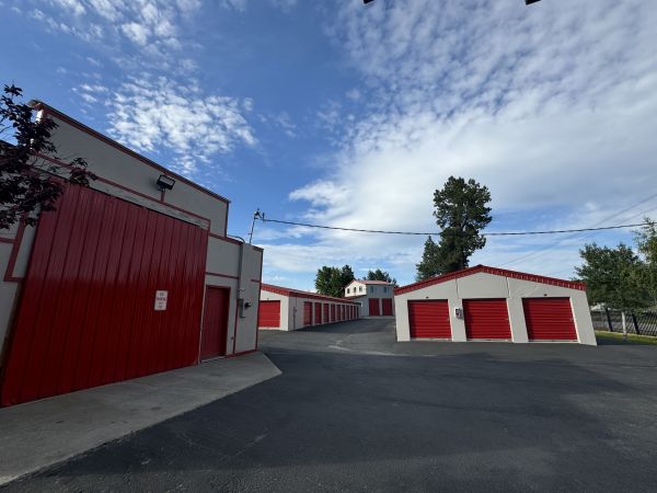 Bulldogs State Storage - 54299 Old Us Highway 95