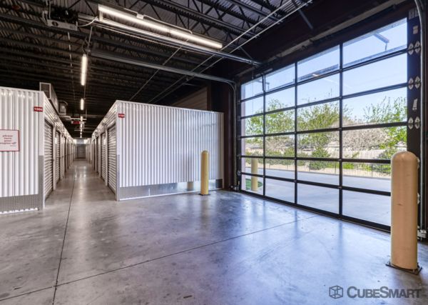 CubeSmart Self Storage - TX Burleson Miles Ave - 201 Miles Avenue