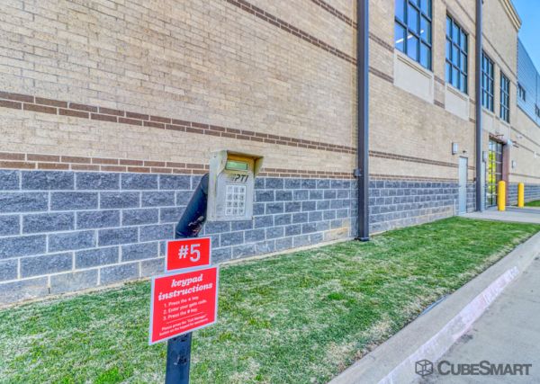 CubeSmart Self Storage - TX Burleson Miles Ave - 201 Miles Avenue