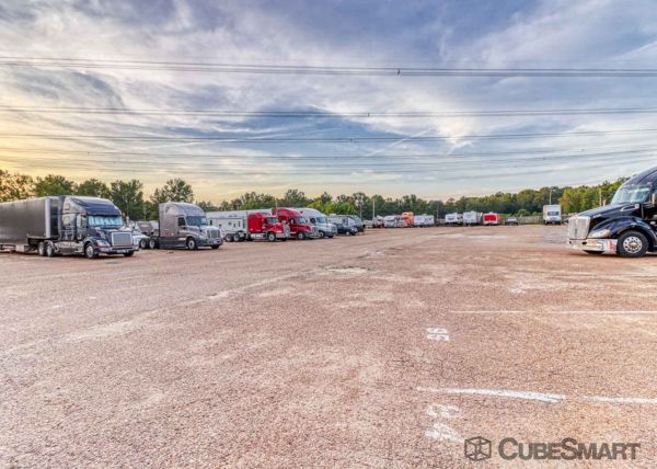 CubeSmart Self Storage - TN Arlington Highway 64 - 10505 U.S. 64