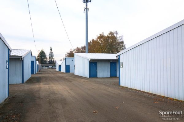 Stor-Eze #4 - 6601 114th Avenue Court East