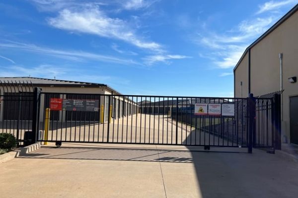 Public Storage - Edmond - 18200 N May Ave - 18200 N May Ave