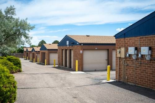 Belmont Self Storage - 2001 Oakshire Lane