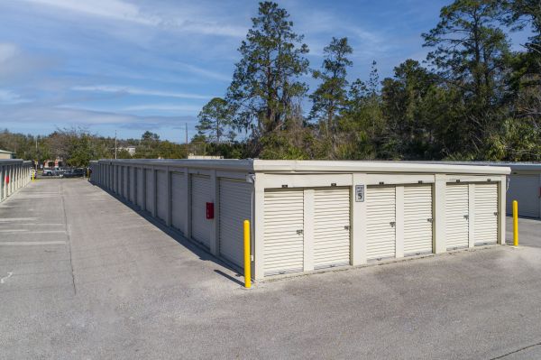 Devon Self Storage Gainesville, Florida - 6505 Southwest Archer Road