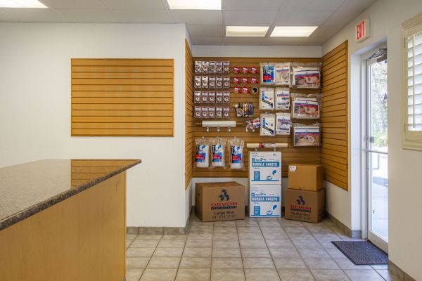 Devon Self Storage Gainesville, Florida - 4500 Southwest 41st Boulevard