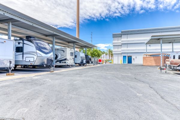 SmartStop Self Storage - Las Vegas - 2555 Centennial Pkwy - 2555 West Centennial Parkway