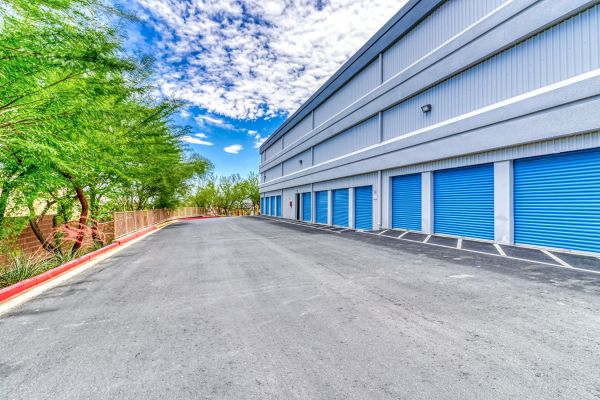 SmartStop Self Storage - Las Vegas - 2555 Centennial Pkwy - 2555 West Centennial Parkway
