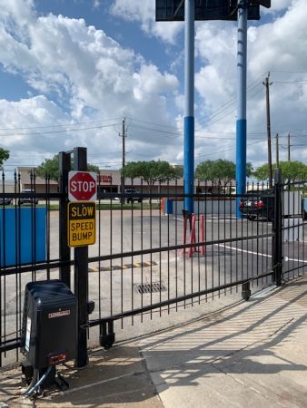 Your Storage Place - Houston - Northwest Freeway - 10901 Northwest Freeway