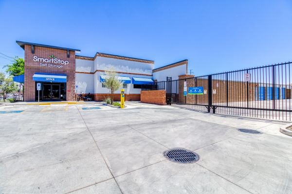 SmartStop Self Storage - Phoenix - 4715 E Baseline Rd 2 - 4715 East Baseline Road