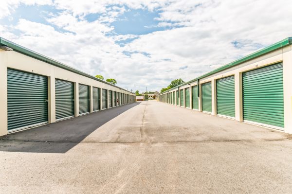 Mini Storage Depot - Concord - Concord Pkwy - 4165 Concord Parkway South