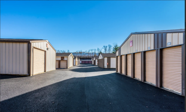 Mini Mall Storage - Loveland - 10900 Loveland Madeira Road