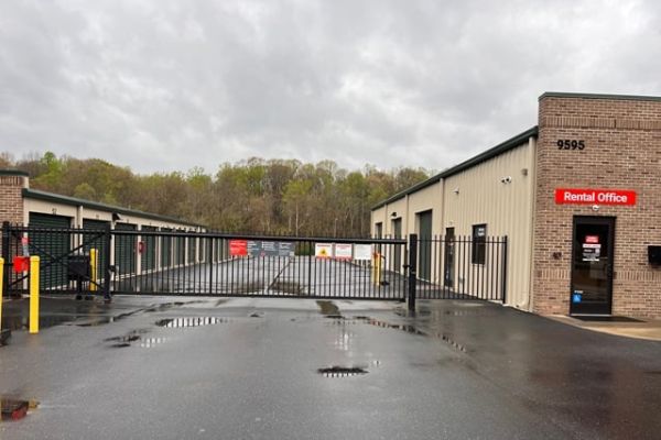Public Storage - Newton - 9595 NC Hwy 16 - 9595 NC Hwy 16