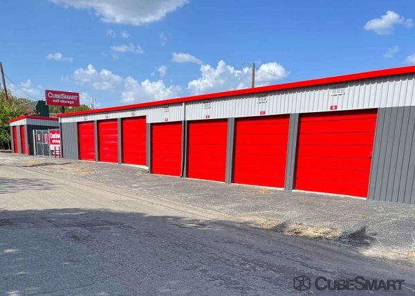 CubeSmart Self Storage - TX Seguin Tabernacle St - 1000 Tabernacle Street