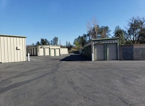 Placer Self Storage - 9488 Placer Rd
