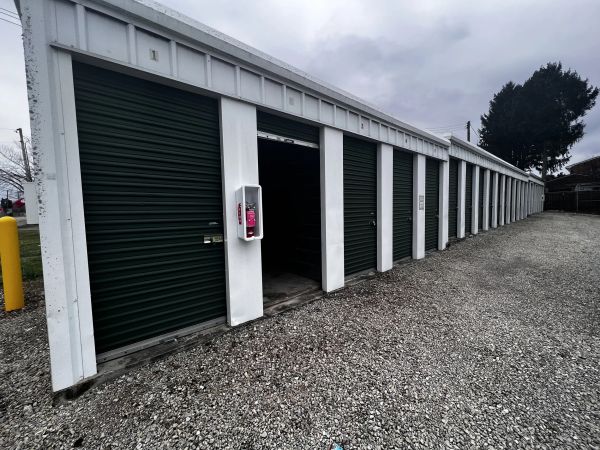 Mini Mall Storage - Nitro - 1202 Main Ave - 1202 Main Avenue