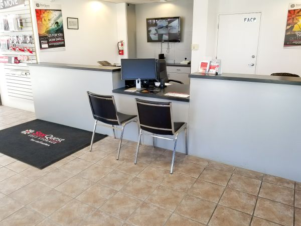 StorQuest Economy - Memphis / Lamar - 3951 Lamar Ave