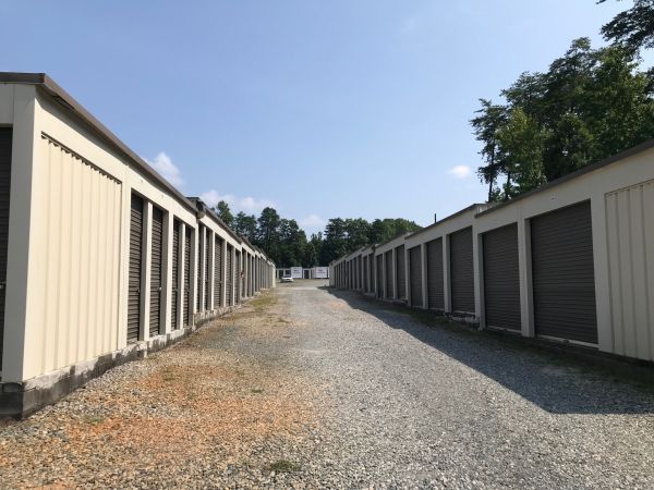 StorMark Self Storage-Reidsville - 1047 Freeway Drive