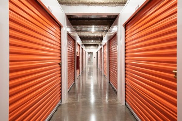 Public Storage - Cupertino - 20565 Valley Green Drive - 20565 Valley Green Drive