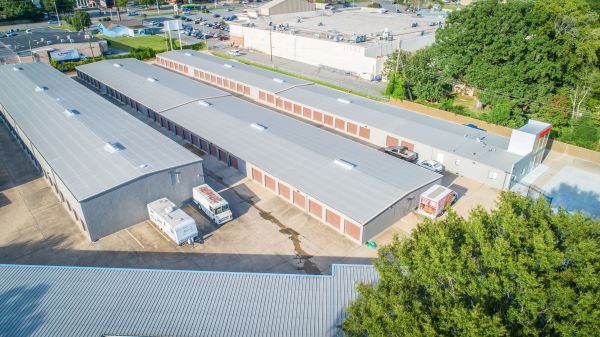 US Storage Centers - Little Rock - Cunningham Lake - 8500 Cunningham Lake Road