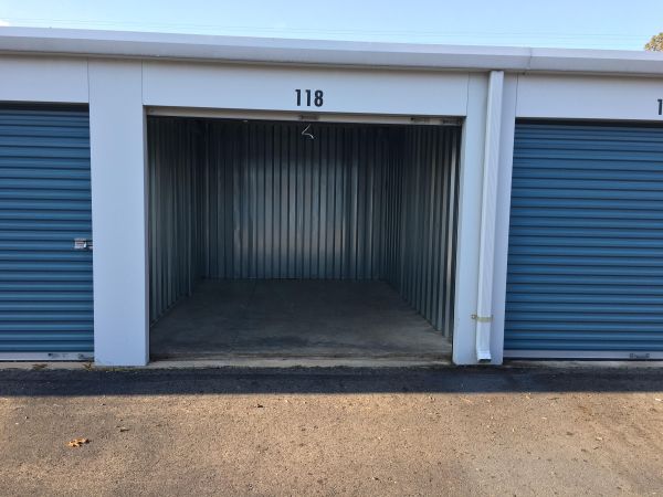 MMJ Self Storage - Bowling Green, VA - 17600 A P Hill Blvd