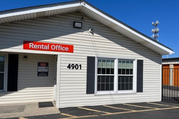 Public Storage - Louisville - 4901 Fern Valley Rd - 4901 Fern Valley Rd