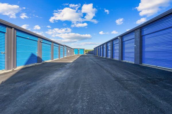 KO Storage of Pleasanton - 2013 W Oaklawn Rd - 2013 West Oaklawn Road