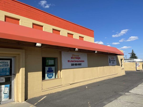 Express Storage - University District - 905 East 3Rd Avenue