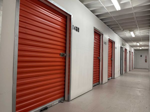 Express Storage - University District - 905 East 3Rd Avenue