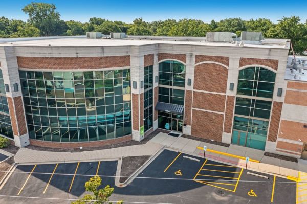 Extra Space Storage - 2025 - Chicago - Touhy Ave - 6000 West Touhy Avenue