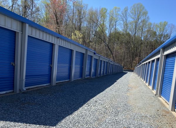 Davidson Self Storage - Richard Rd - 140 Richard Road