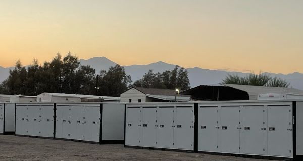 Desert Valley Storage - 17551 Mountain View Road