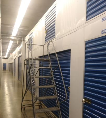 BoxVault Self Storage - 123 Southwest North River Drive