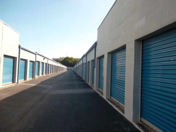 Your Storage Place - San Antonio - Fredricksburg Rd. - 8029 Fredericksburg Road
