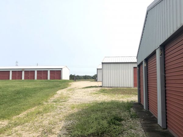 Superior Storage - 115 Lang-Slocum Road