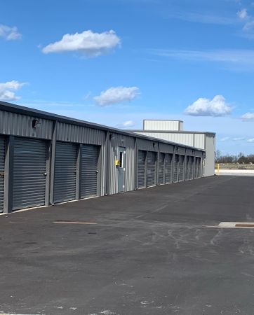 GreyStone Storage - 1840 East Highway 264