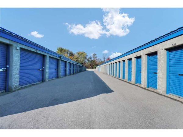 Extra Space Storage - 2118 - Bloomington - Daniels Way - 111 North Daniels Way