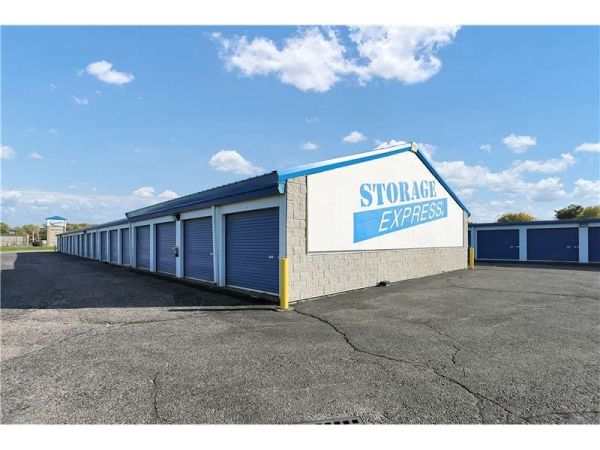 Extra Space Storage - 2194 - Indianapolis - Lynhurst Dr - 2950 South Lynhurst Drive