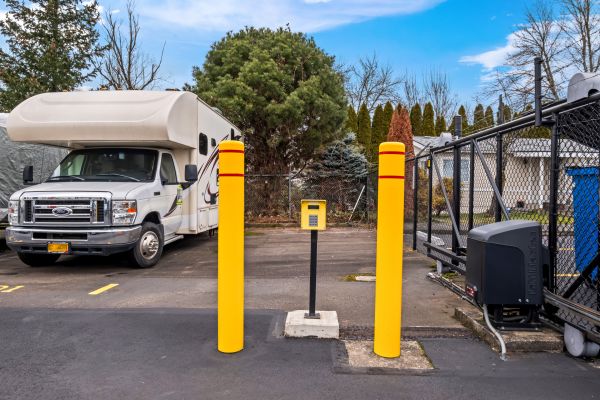 StorQuest - Wilsonville / 95th - 26729 Southwest 95th Avenue