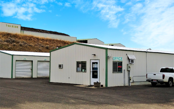 16th Avenue Mini Storage - 2820 16Th Avenue