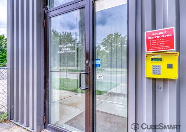 CubeSmart Self Storage - MI Kalamazoo Cobb Ave - 831 Cobb Avenue