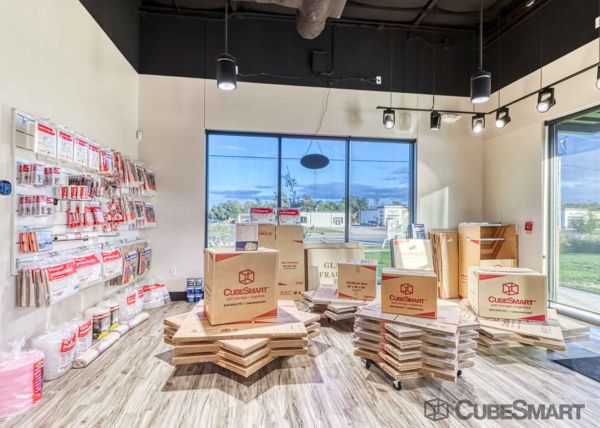 CubeSmart Self Storage - 9961 Sullivan Road - 9961 Sullivan Road