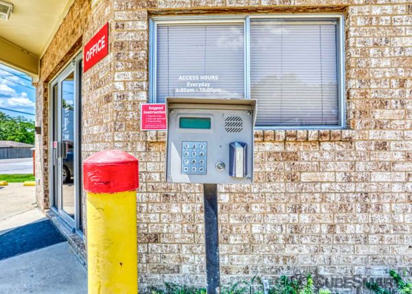 CubeSmart Self Storage TX Alvin Fairway Dr - 2601 Fairway Drive