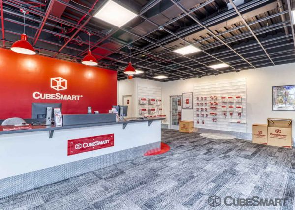 CubeSmart Self Storage NY Bayside 42nd Ave - 21501 42nd Avenue