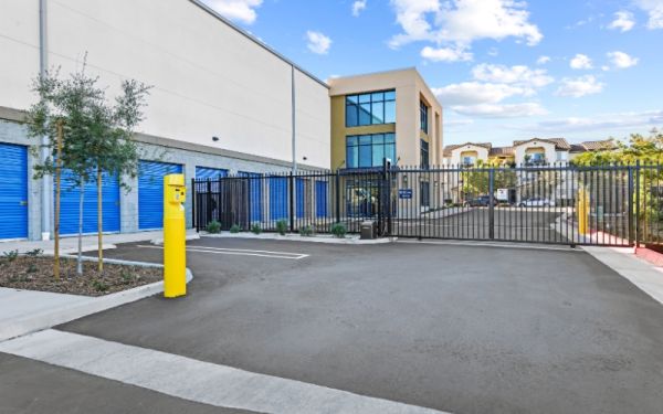 West Coast Self-Storage Del Sur - 16001 Babcock Street
