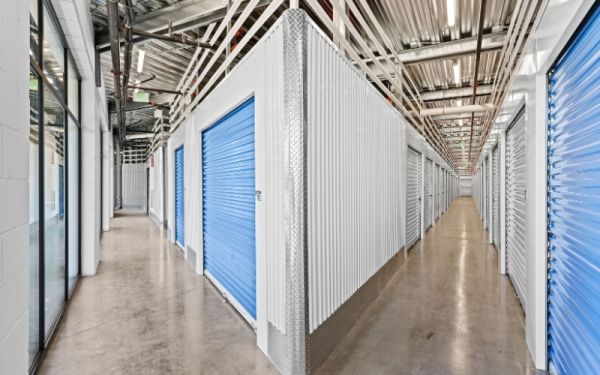 West Coast Self-Storage Del Sur - 16001 Babcock Street