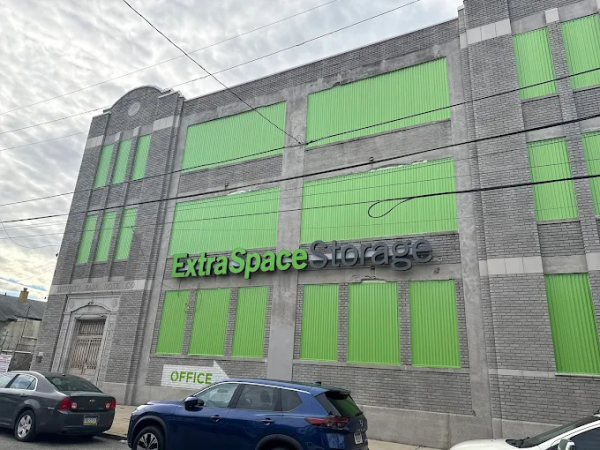 Extra Space Storage - 1948 - Philadelphia - Sansom St - 5500 Sansom Street