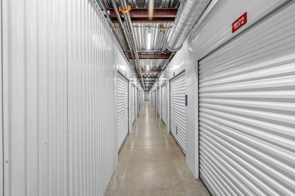 Extra Space Storage - 2058 - Austin - E. Ben White Blvd - 2401 East Ben White Boulevard