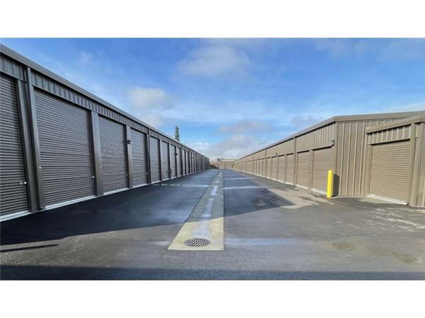 Extra Space Storage - 7618 - Meridian - Amity Rd - 3469 East Amity Road