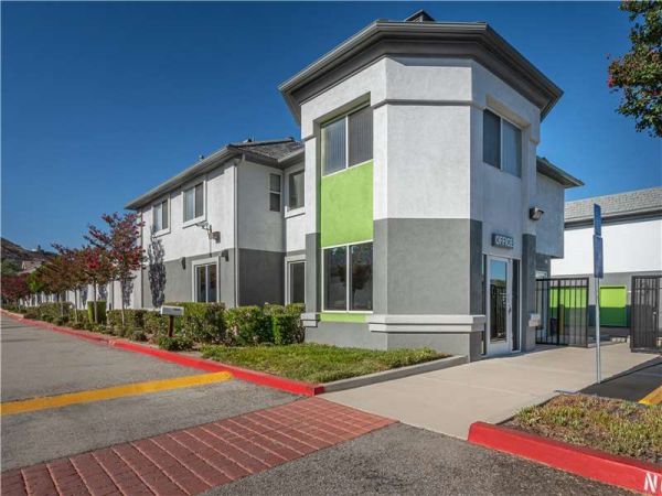 Extra Space Storage - 1015 - Simi Valley - Stearns St - 2650 Stearns Street