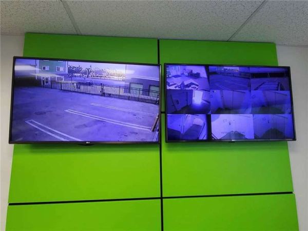 Extra Space Storage - 1016 - Studio City - Ventura Blvd - 11570 Ventura Boulevard